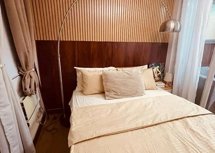 Ecn And Staycation By Azure Apartamento