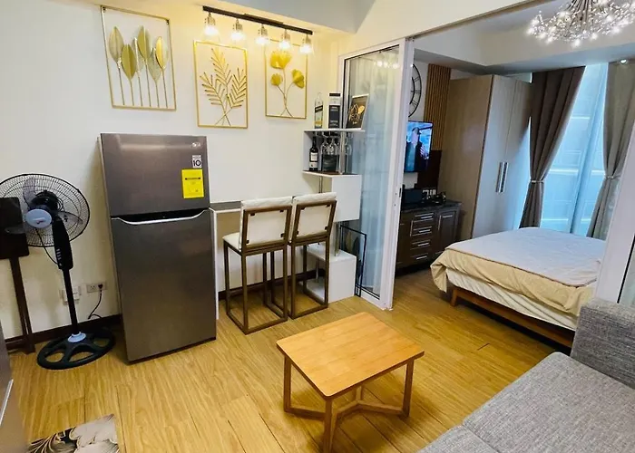 Ecn And Staycation By Azure * Manila
